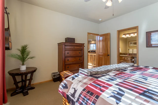 Bedroom image 1