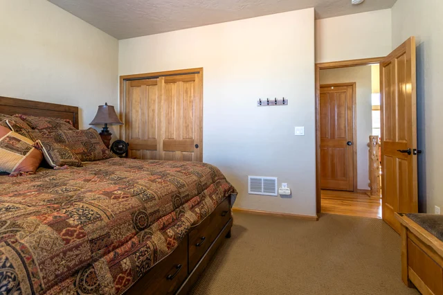 Bedroom image 1