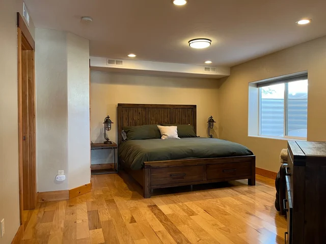 Bedroom image 1