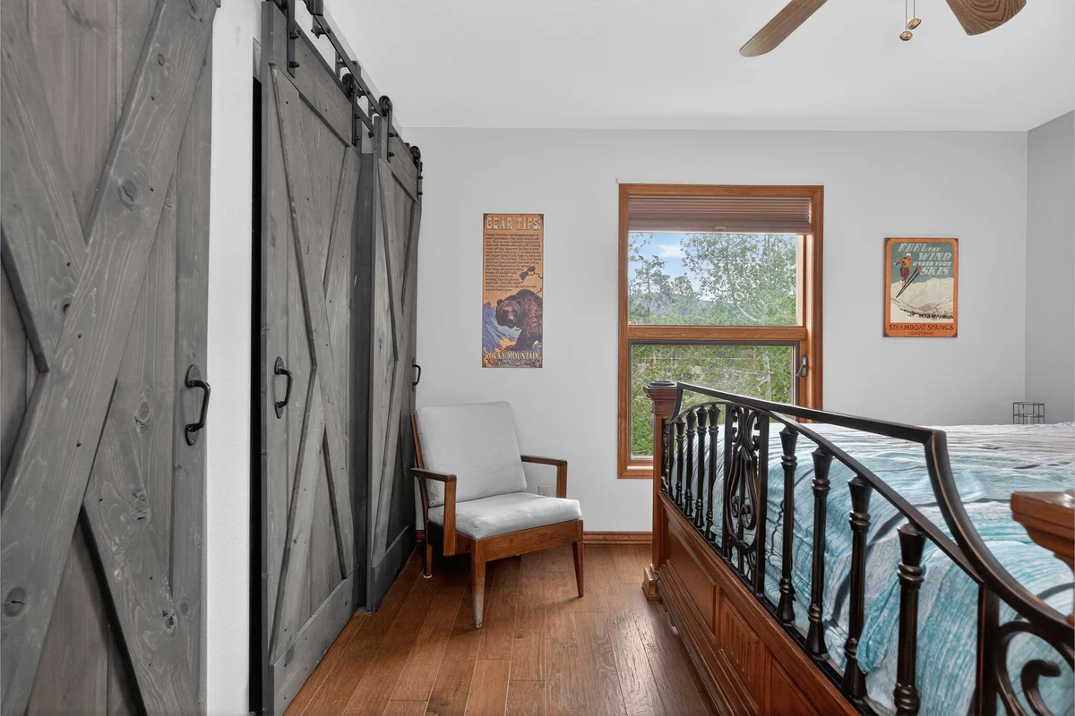 Bedroom image 1