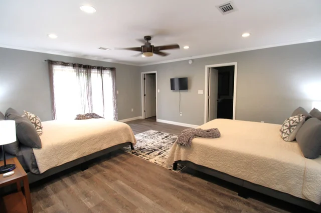 Bedroom 3 image 1