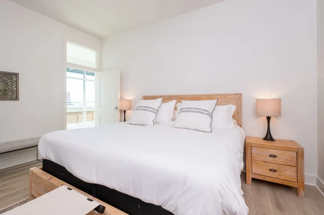 Bedroom 1 image 1