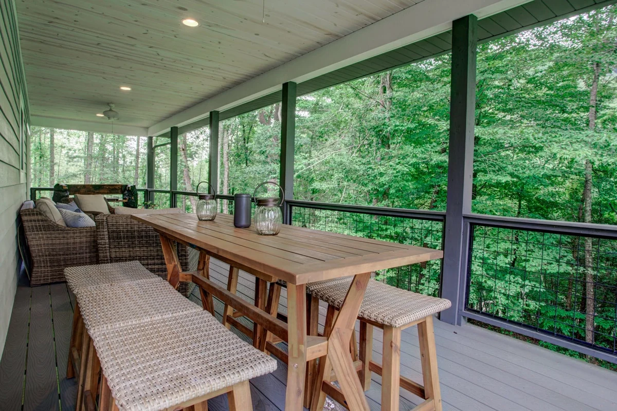 Home in Barnardsville property photo 4
