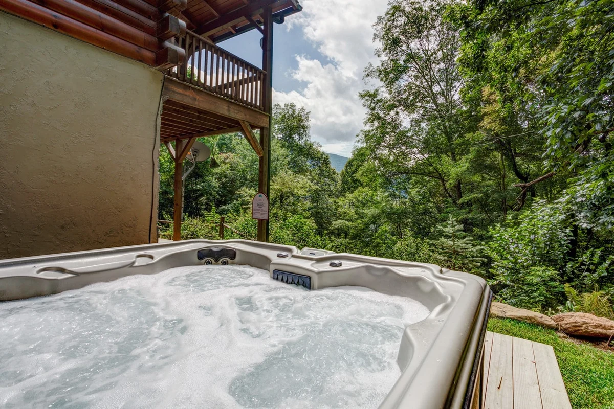 Home in Maggie Valley property photo 4