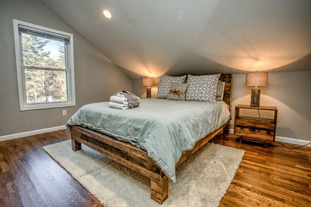 Bedroom 1 image 1