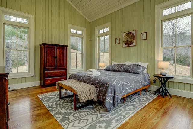 Bedroom 4 image 1