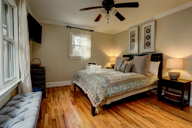 Bedroom 3 image 1