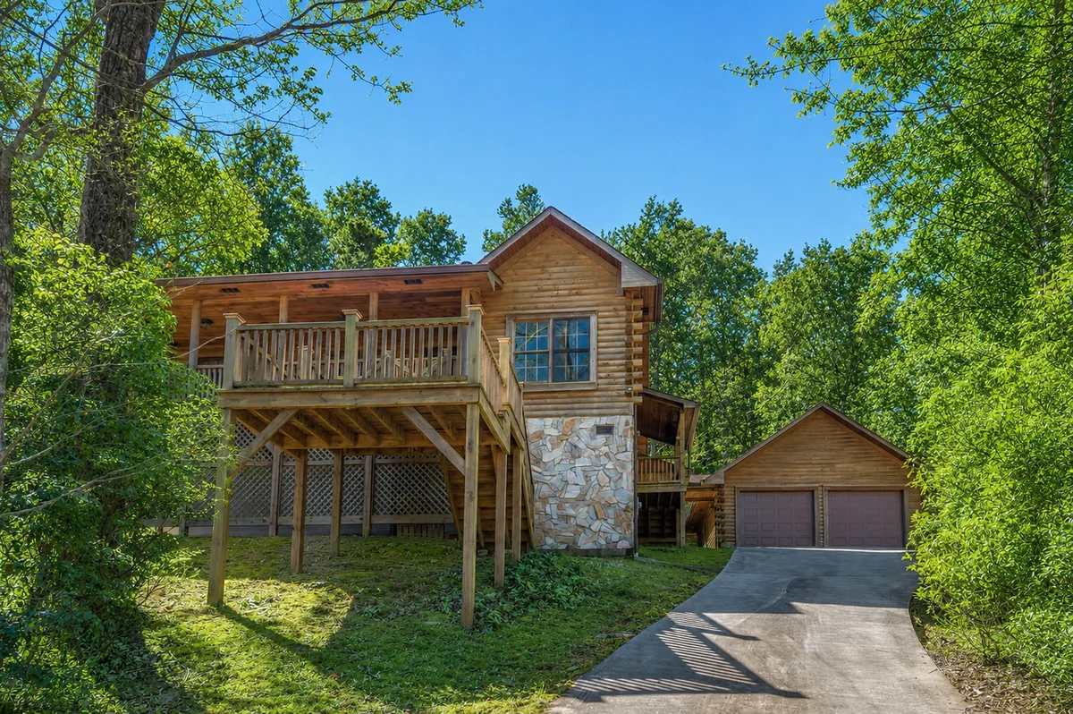 Home in Columbus property photo 5