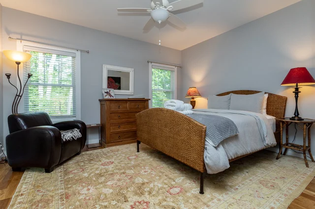 Bedroom 1 image 1