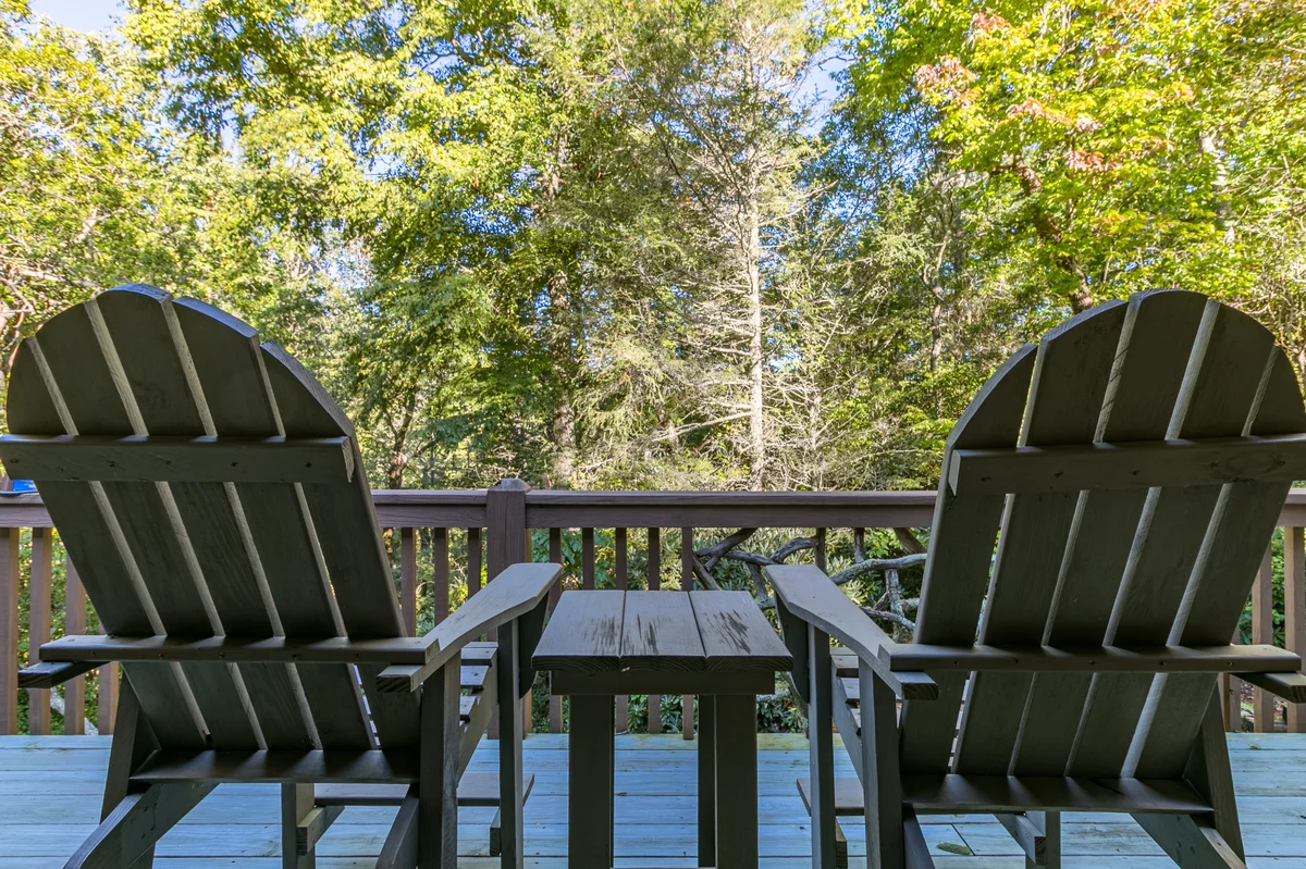 Whispering Pines property photo 4