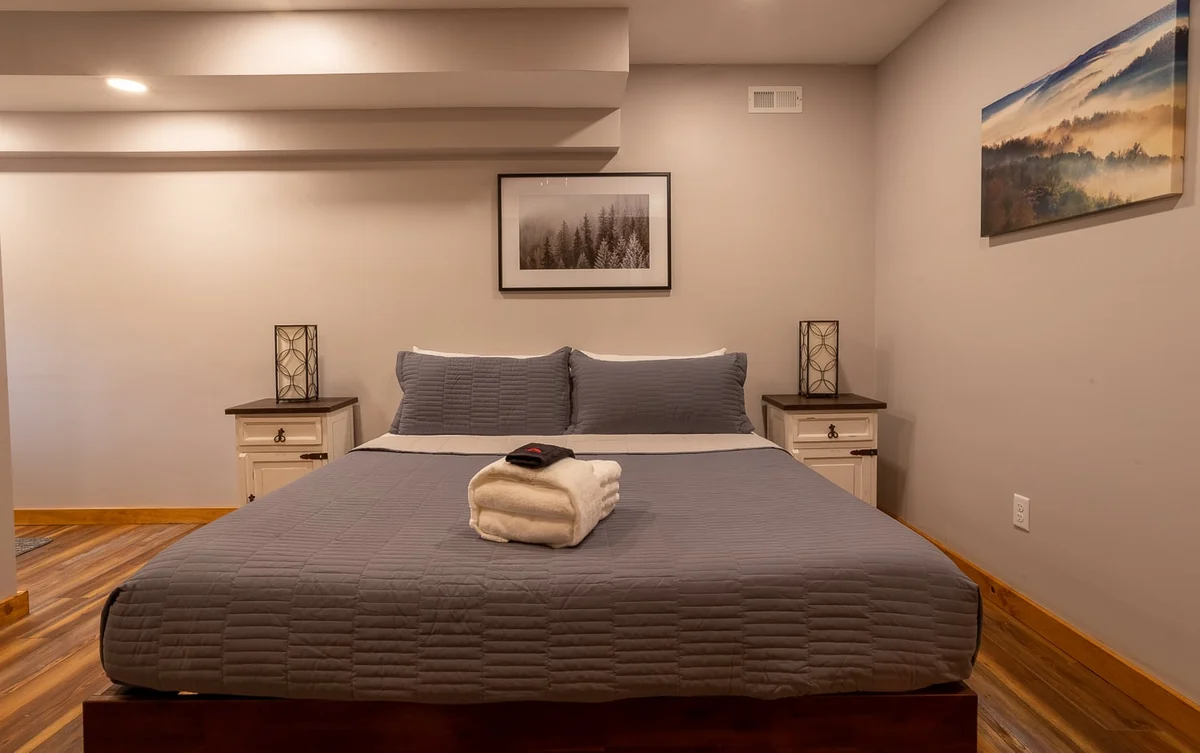 Bedroom 3 image 1