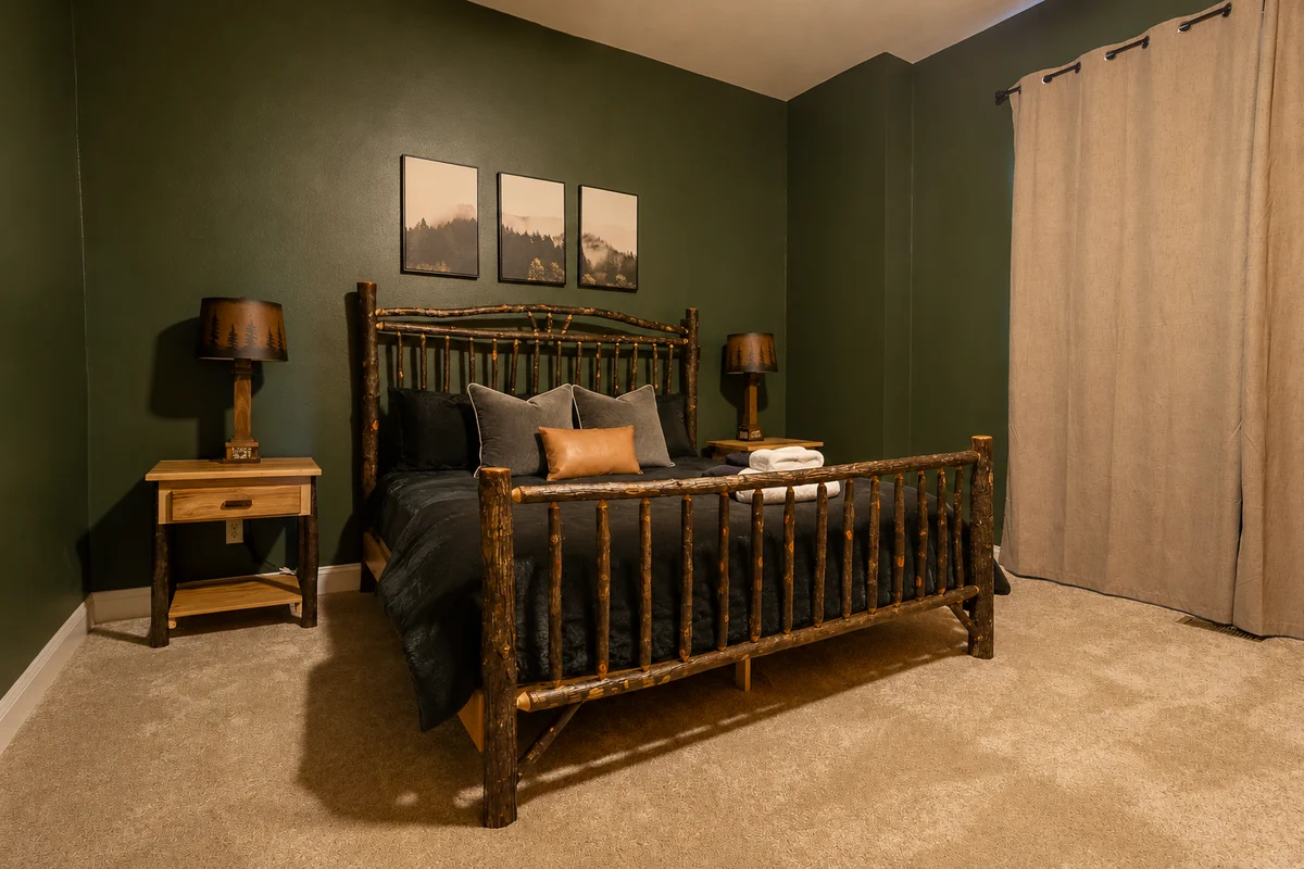 Bedroom 6 image 1