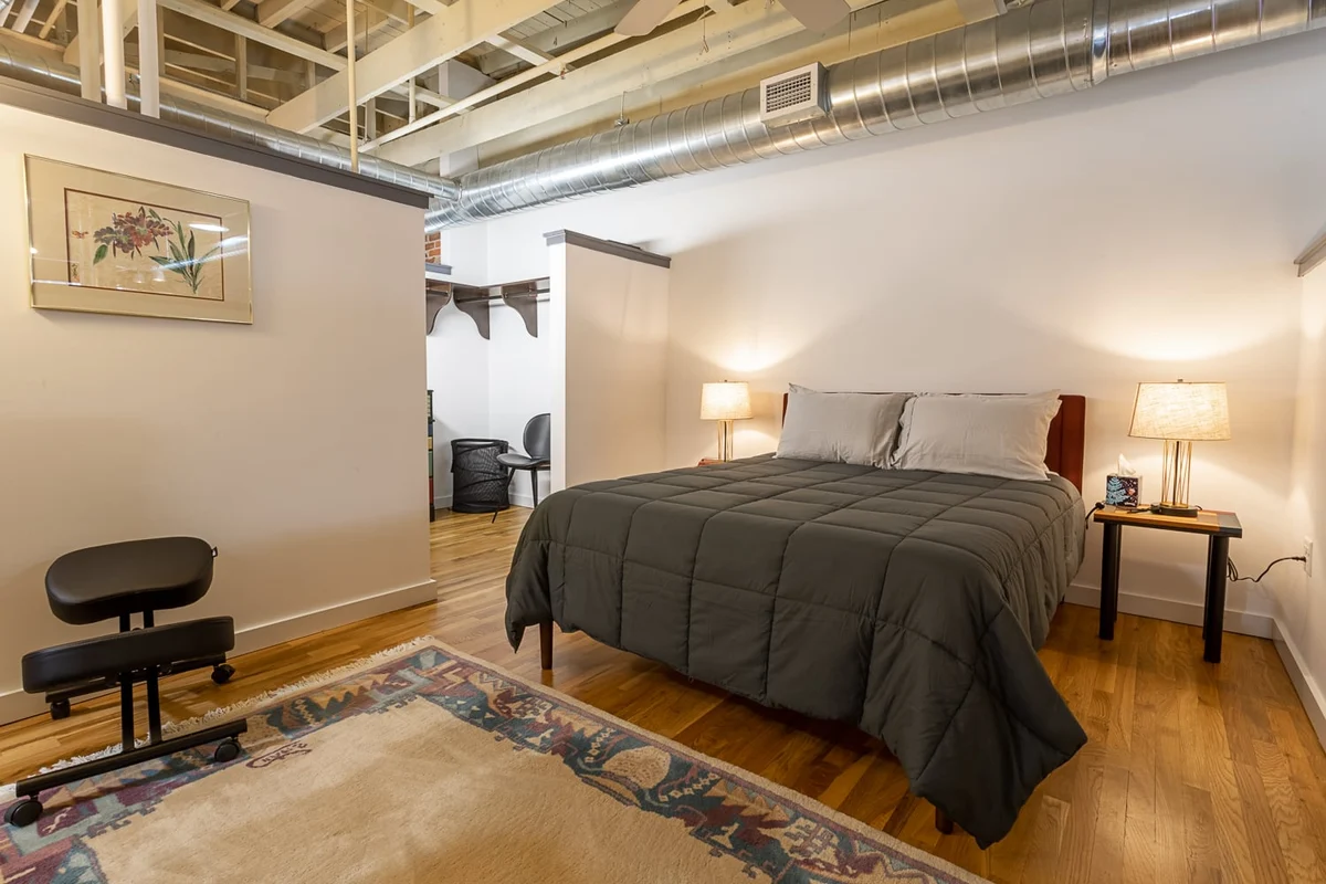 Bedroom 1 image 1