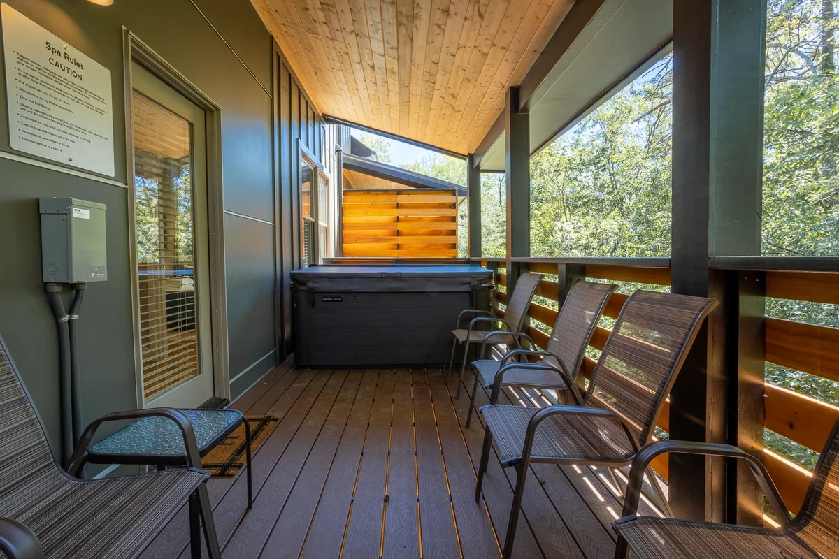 Property in Asheville property photo 3