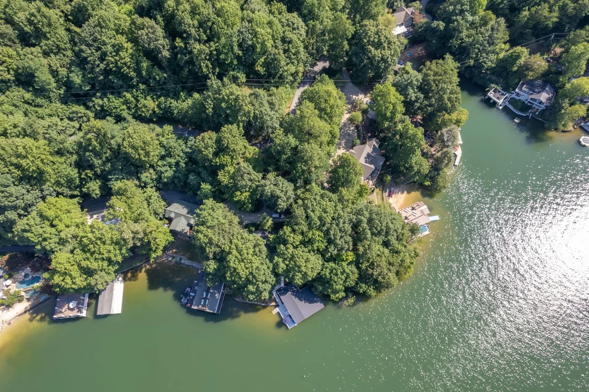 Home in Lake Lure property photo 5