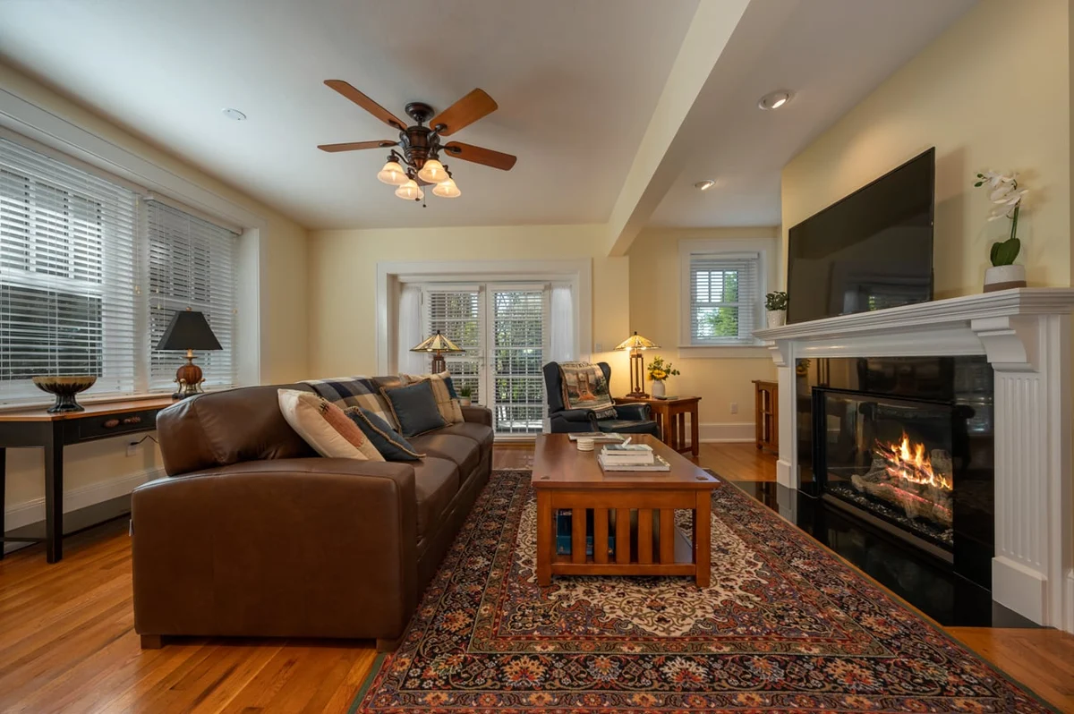 Apartment in Hendersonville property photo 5