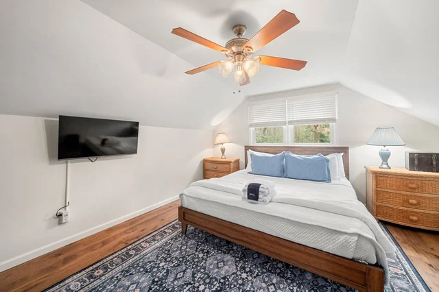 Bedroom 3 image 1