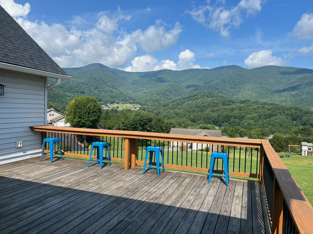 Home in Waynesville property photo 3