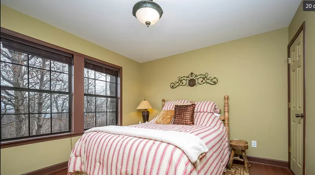 Bedroom 3 image 1