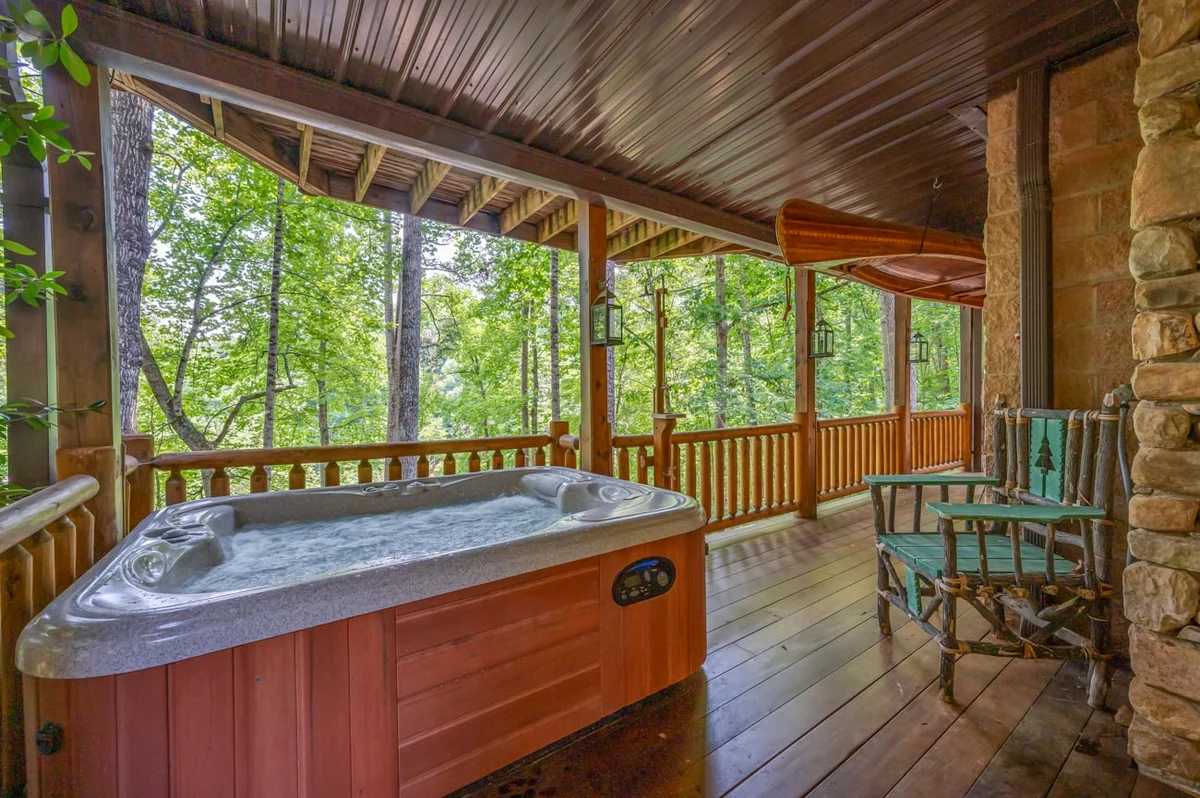 Home in Mill Spring property photo 3