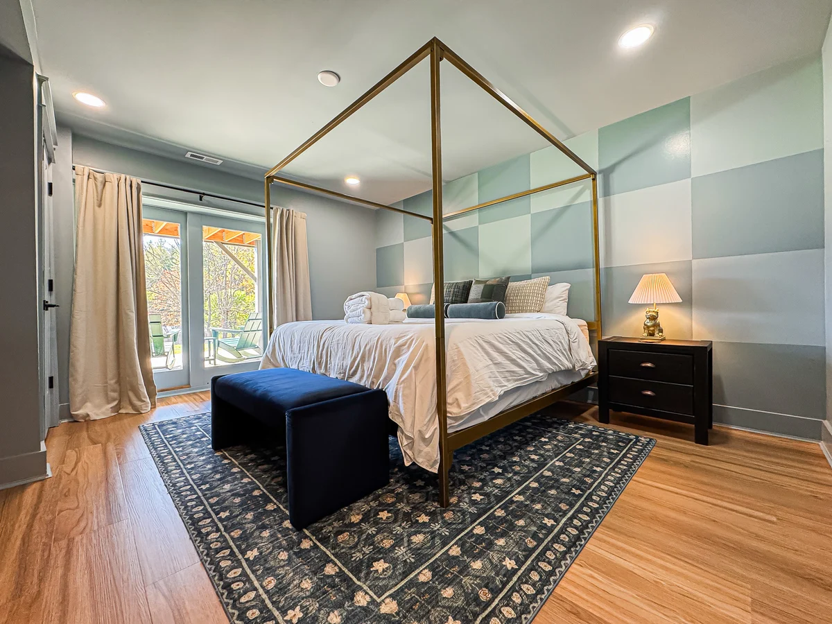 Bedroom 1 image 1