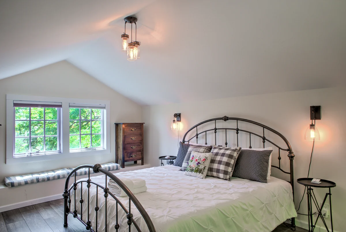 Bedroom 3 image 1