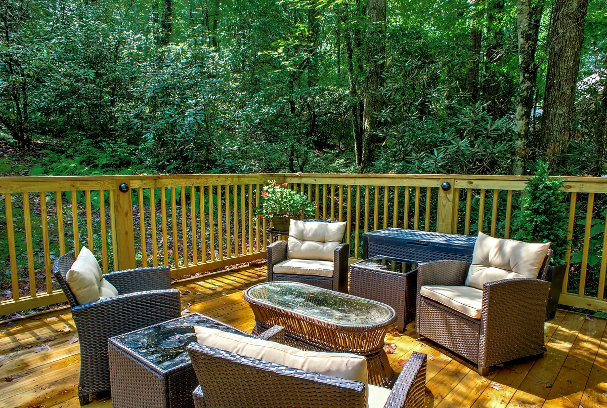 Hideaway Hill property photo 4