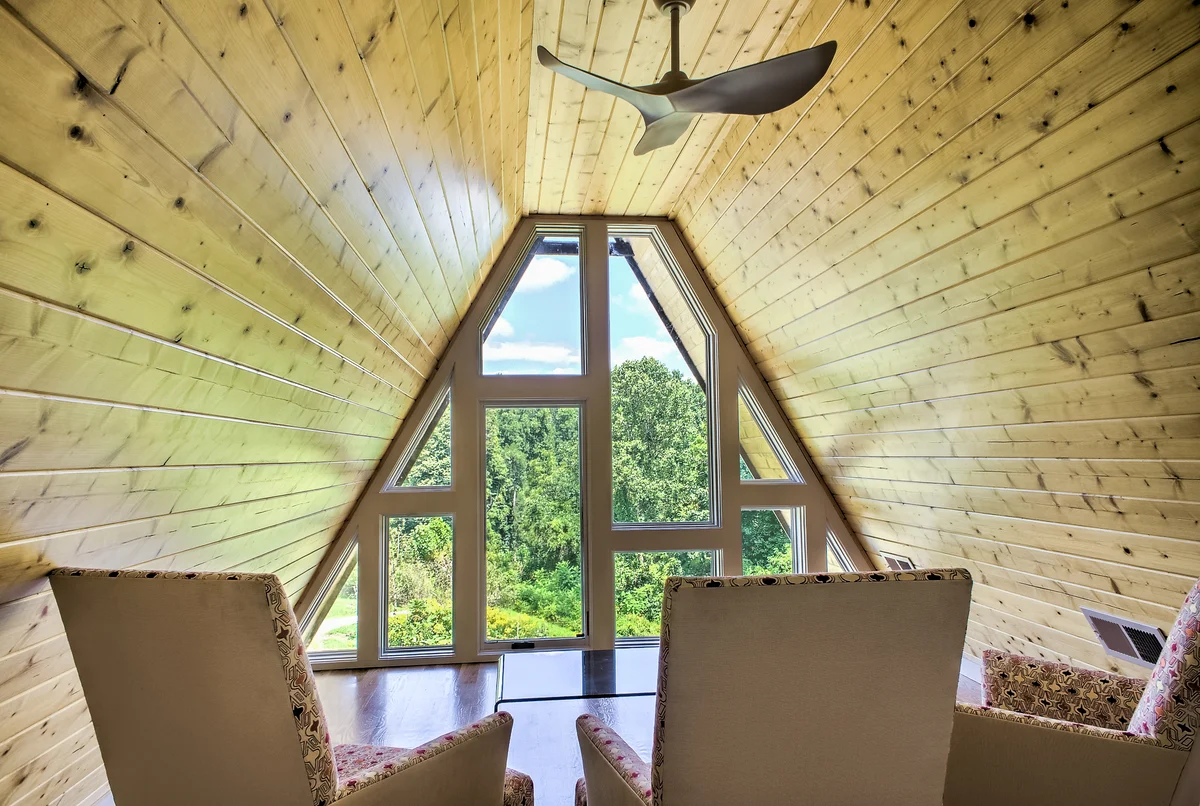 Home in Weaverville property photo 3