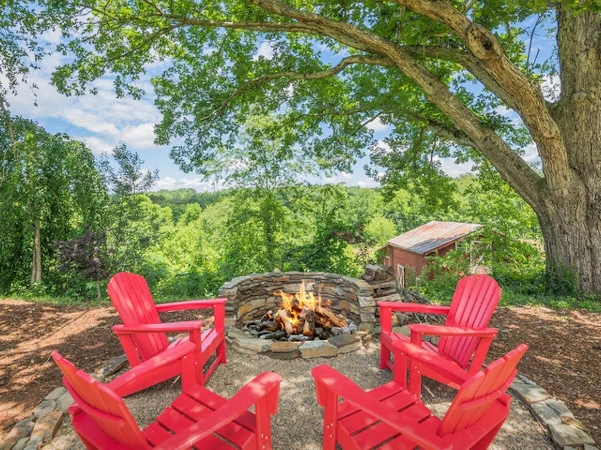 Home in Asheville property photo 4