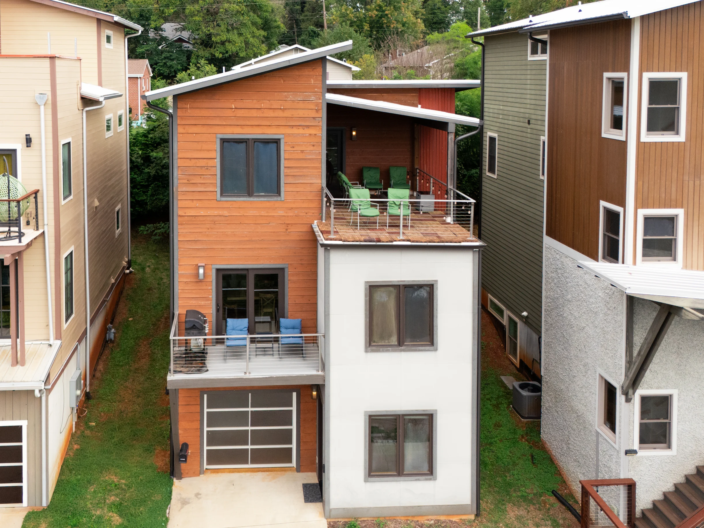 Home in Asheville property photo 2
