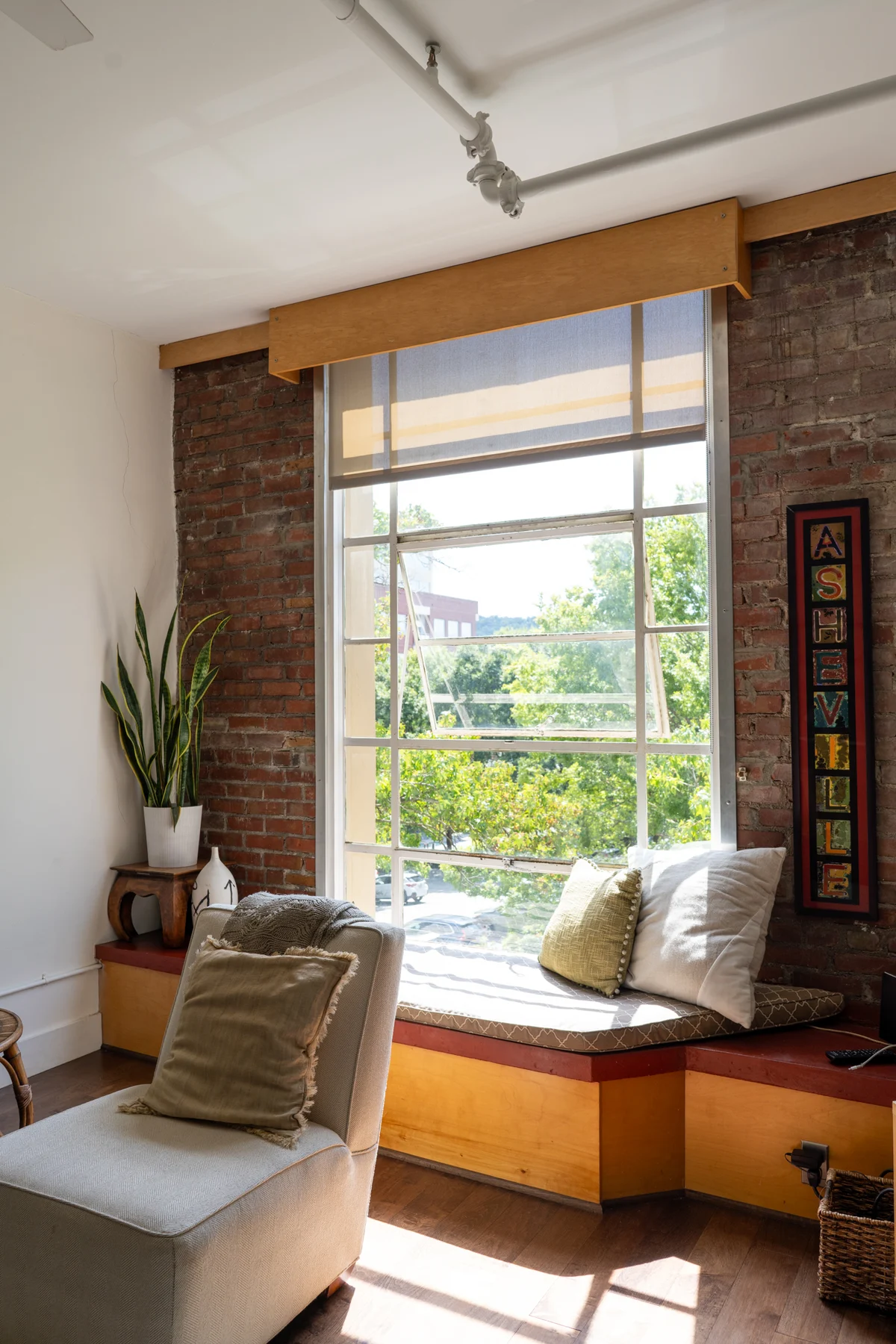 Urban Nest property photo 4