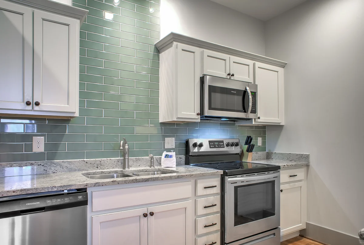 Condo in Asheville property photo 3