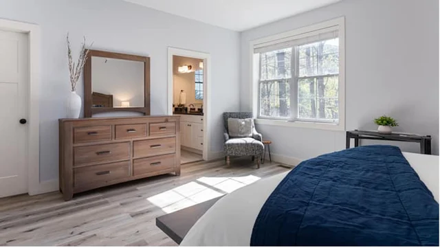 Bedroom 1 image 1