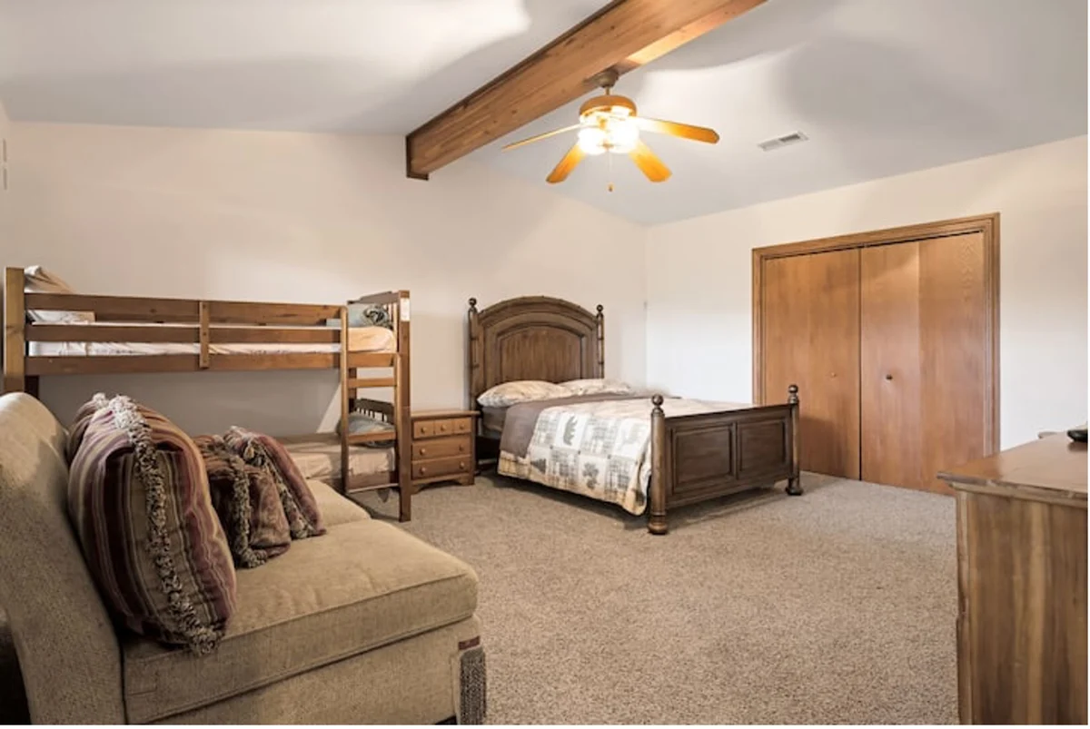 Bedroom 1 image 1
