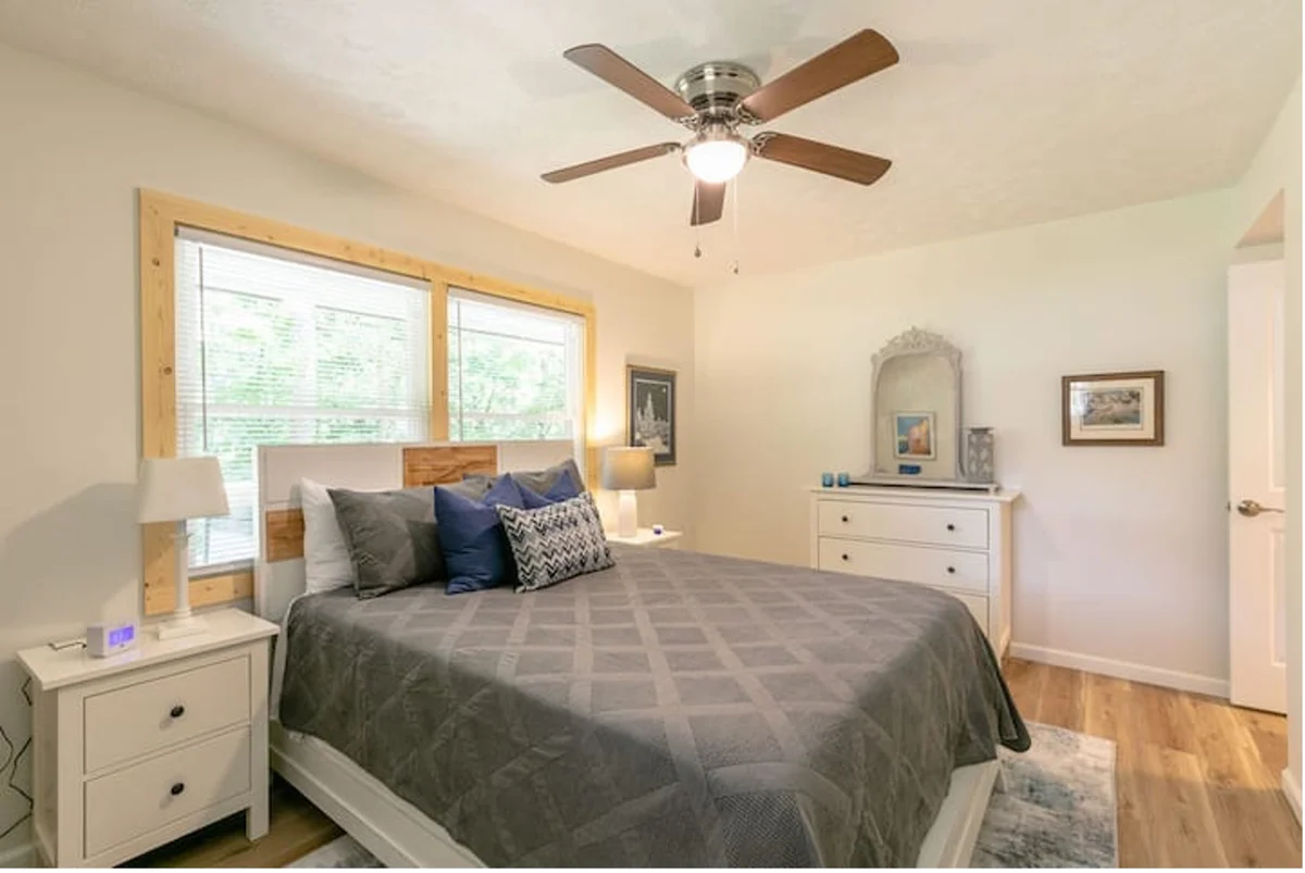 Bedroom 1 image 1