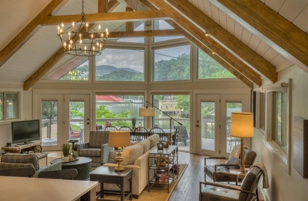 Home in Lake Lure property photo 3