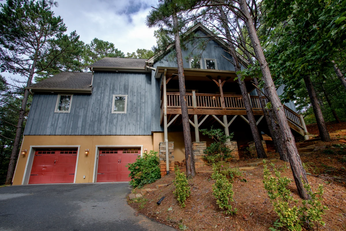 Property in Fairview property photo 4