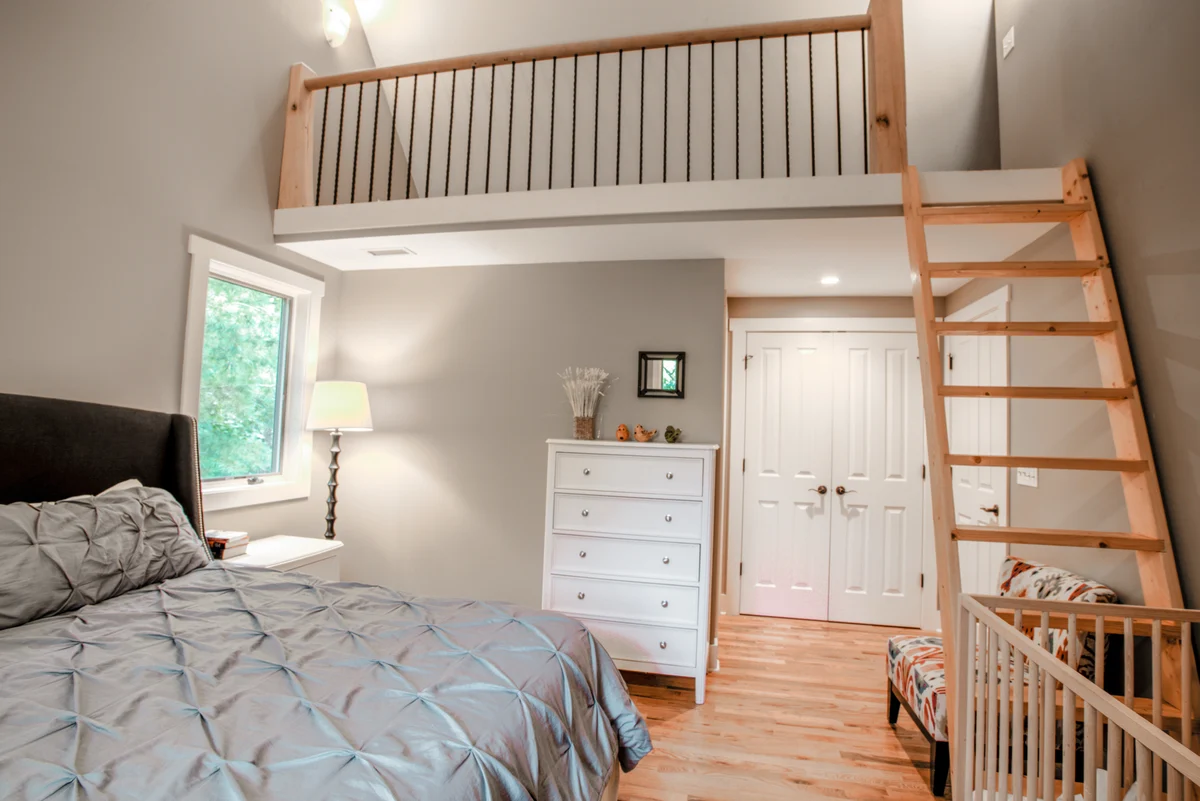 Bedroom 18 image 1