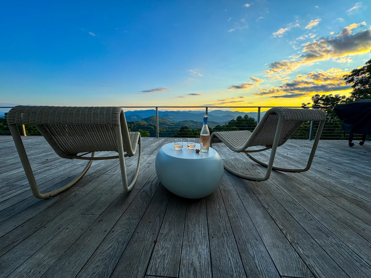 The Glass House property photo 2