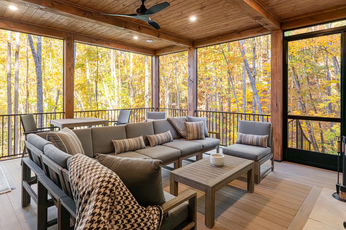 Balsam Mountain Tree House property photo 3