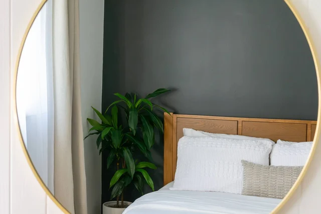 Bedroom 1 image 1