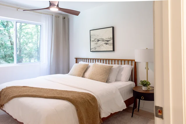 Bedroom 3 image 1