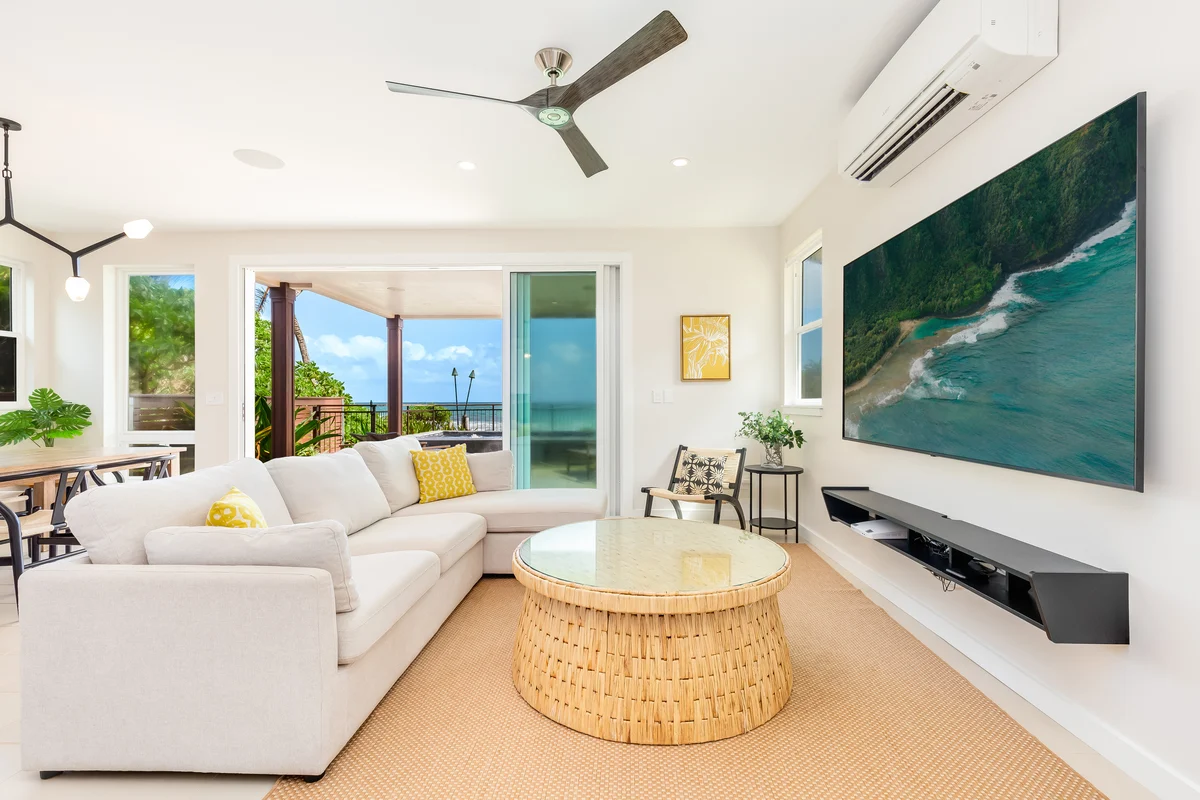 Majestic Mahakea Oceanfront Oasis property photo 5