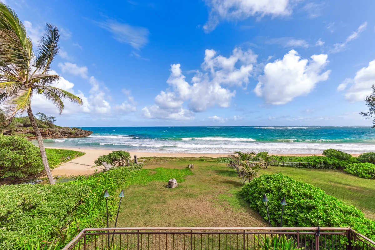 Majestic Mahakea Oceanfront Oasis property photo 2