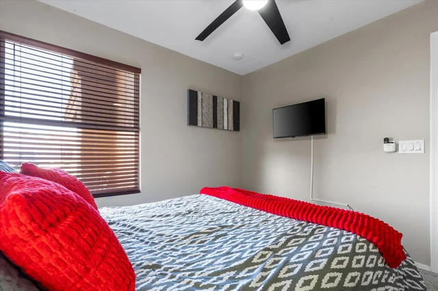 Guest Bedroom image 1