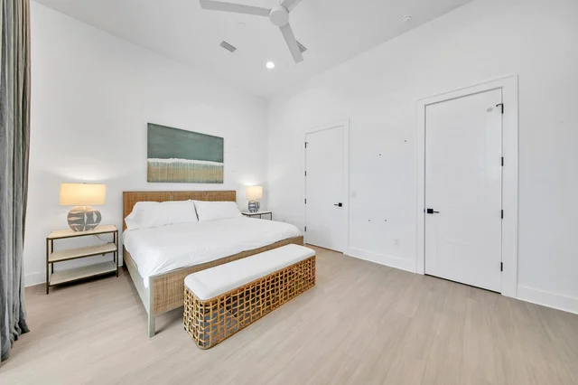 Bedroom 1 image 1