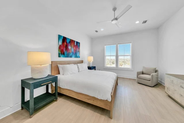 Bedroom 3 image 1