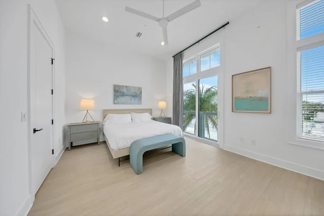 Bedroom 1 image 1