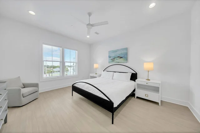 Bedroom 4 image 1