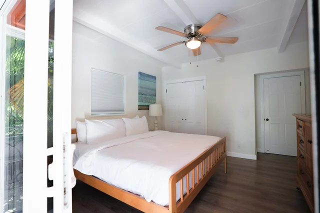 Bedroom 1 image 1